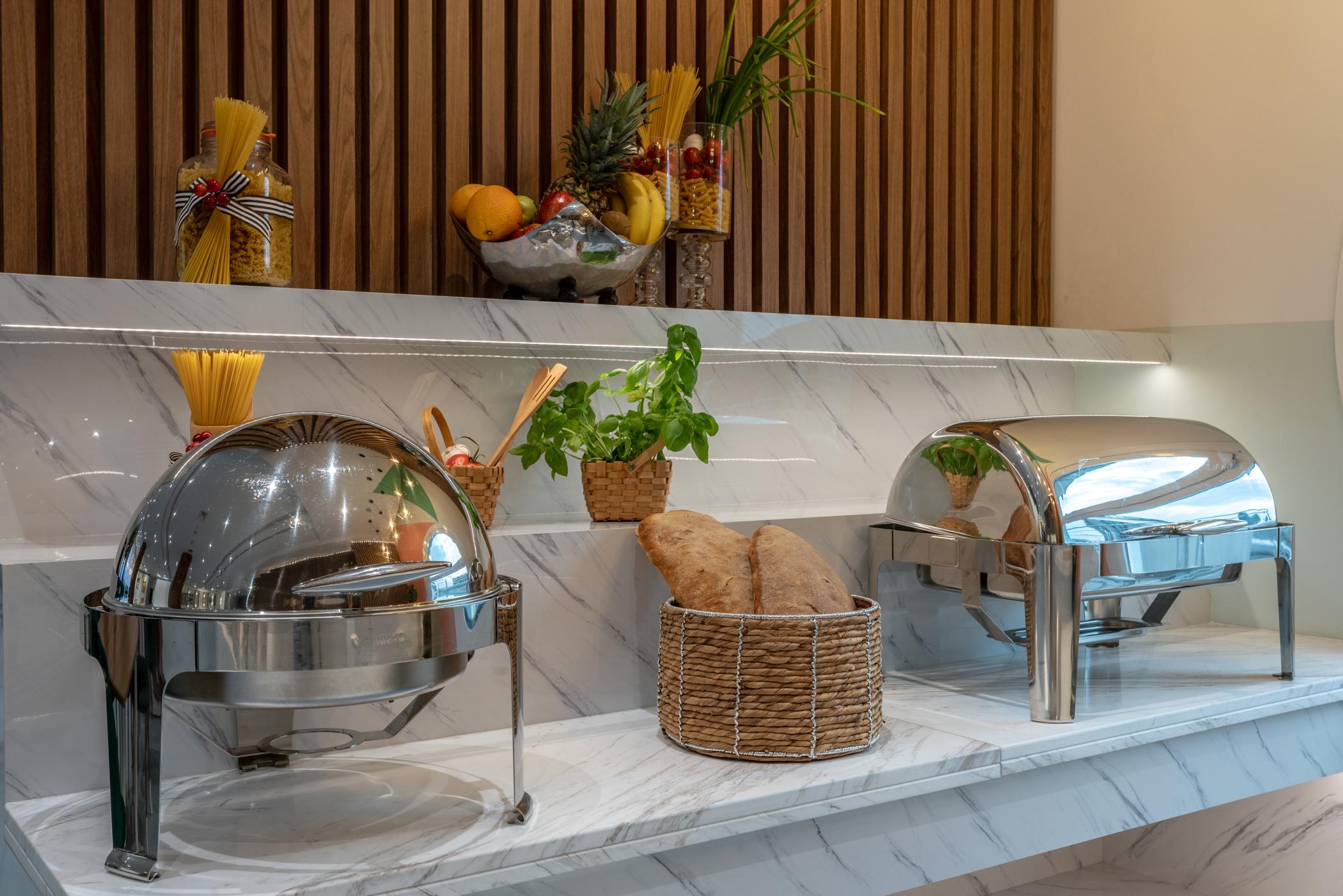 Leva Hotel Mazaya Centre Dubaï Extérieur photo