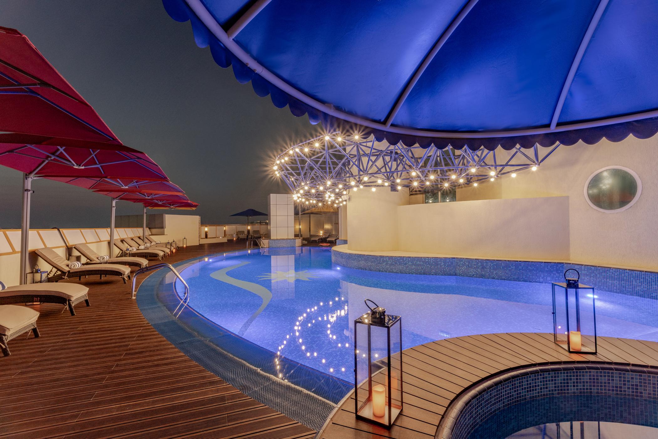 Leva Hotel Mazaya Centre Dubaï Extérieur photo